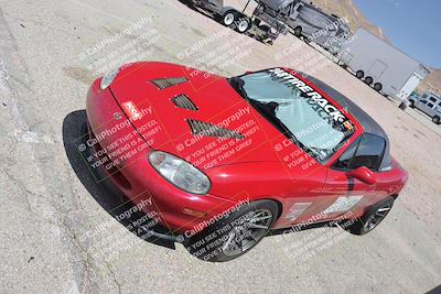 media/May-31-2025-CalClub SCCA (Sat) [[2c1a04e1ee]]/Around the Pits/